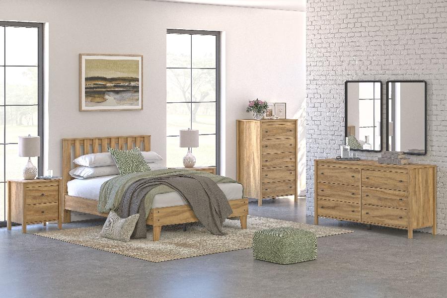 Image of Bermacy - 4 Pc. - Dresser, Chest, Full Platform Panel Bed - Light Brown