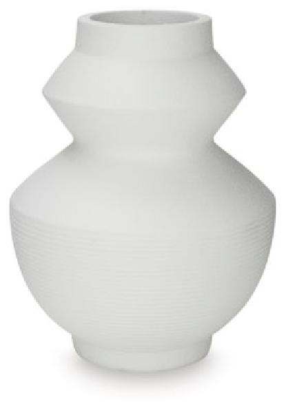 Image of Naveen - Vase - 18