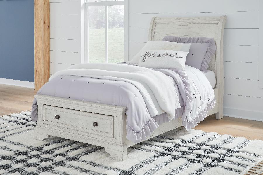 Image of Robbinsdale - Twin Sleigh Storage Bed - Antique White
