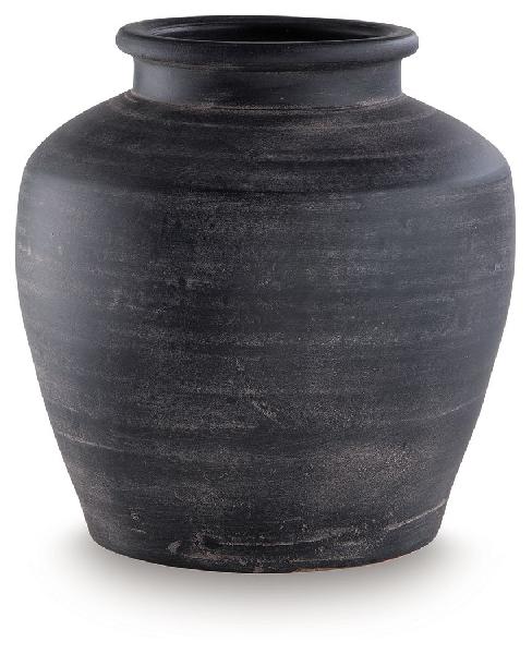 Image of Meadie - 12