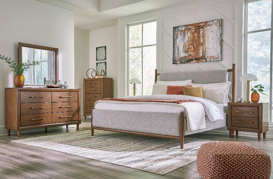 Image of Lyncott - 5 Pc. - Dresser, Mirror, Chest, Queen Upholstered Bed - Brown