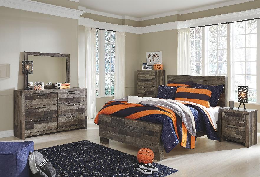Image of Derekson - 7 Pc. - Dresser, Mirror, Full Panel Bed, 2 Nightstands - Multi Gray