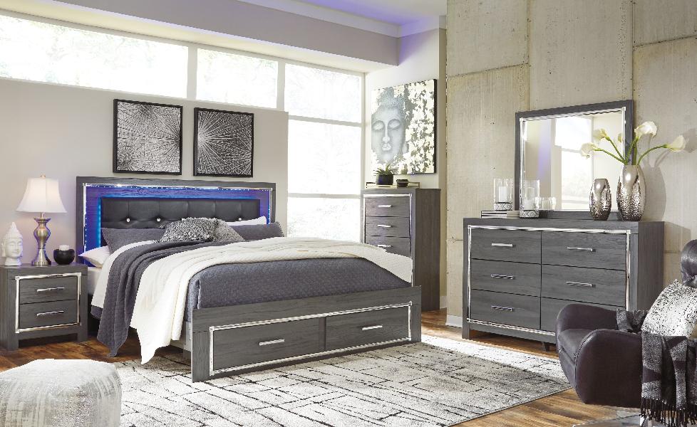 Image of Lodanna - 8 Pc. - Dresser, Mirror, Chest, King Panel Bed with 2 Storage Drawers, 2 Nightstands - Gray