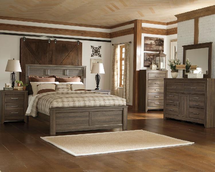 Image of Juararo - 8 Pc. - Dresser, Mirror, Chest, Queen Panel Bed, 2 Nightstands - Dark Brown