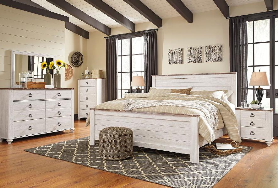 Image of Willowton - 8 Pc. - Dresser, Mirror, Chest, King Panel Bed, 2 Nightstands - Whitewash