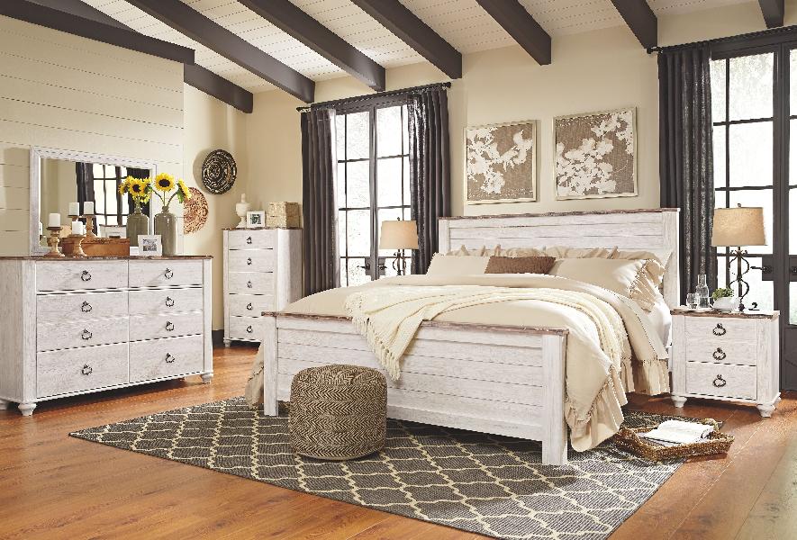 Image of Willowton - 7 Pc. - Dresser, Mirror, King Panel Bed, 2 Nightstands - Whitewash