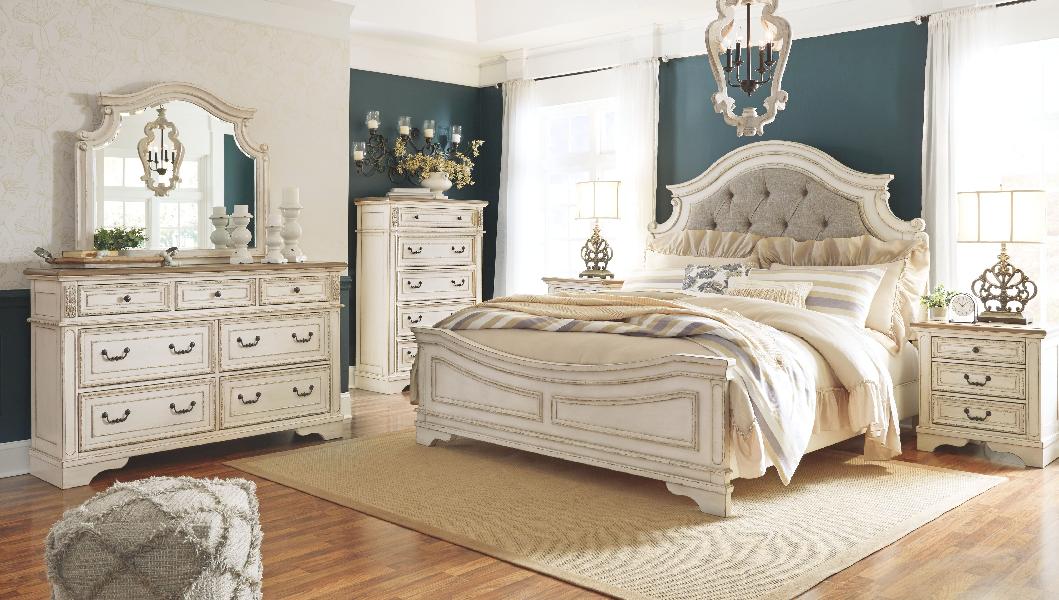 Image of Realyn - 8 Pc. - Dresser, Mirror, Chest, King Upholstered Panel Bed, 2 Nightstands - Two-tone