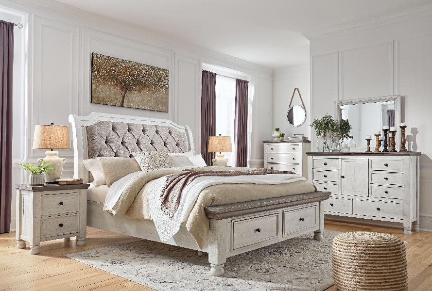 Image of Havalance - Queen Sleigh Bed With Storage - 8 Pc. - Dresser, Mirror, Chest, Queen Bed, 2 Nightstands - White / Gray