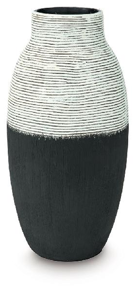 Girtha - Vase - 16